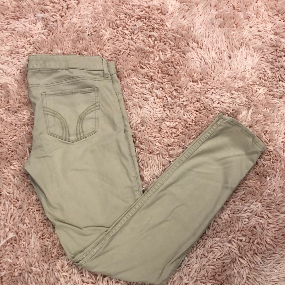 Hollister Jean